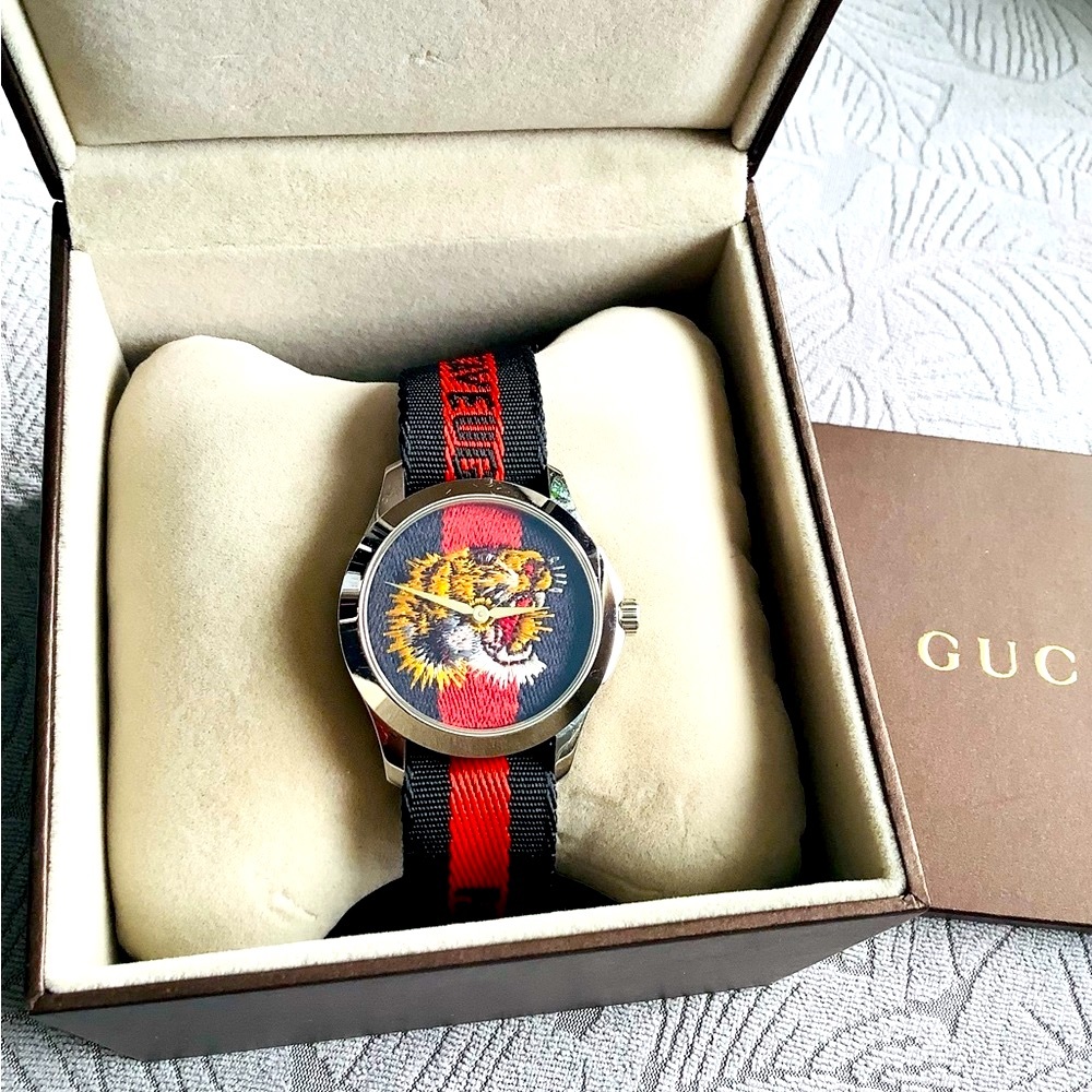 Gucci Tiger🐯Watch Le Marche Des Merveilles Nylon Strap 🔥🔥🔥 - Picture 2 of 12